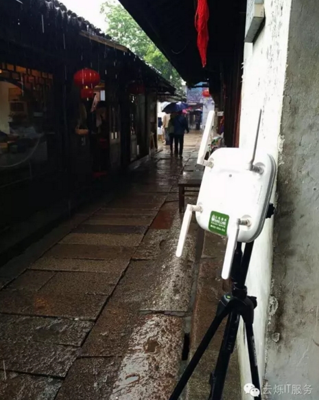 發(fā)布會(huì)現(xiàn)場(chǎng)所使用的無(wú)線AP設(shè)備